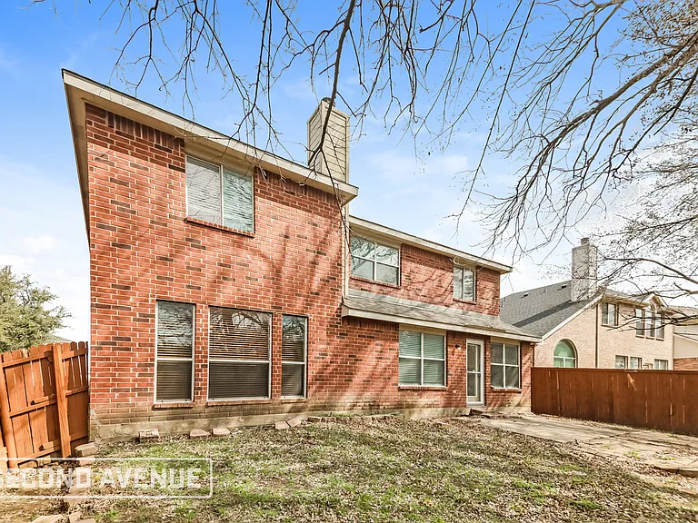 925 Warbler — Photo 20