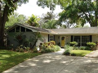 12012 Riverhills Dr, Tampa, FL 33617