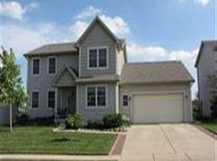 3119 Old Jamestown Rd, Bloomington, IL 61704