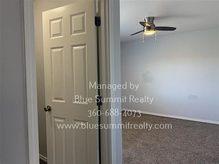 7633 Rushmore Way NE — Photo 14