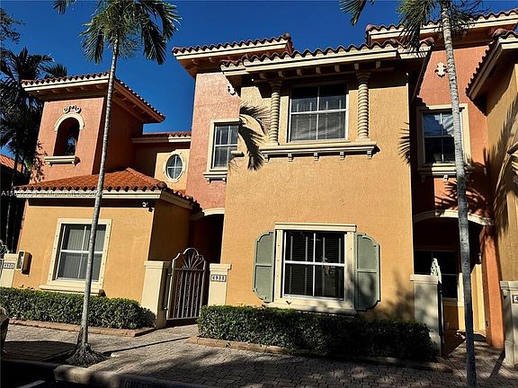 2nd image of 4933 N Harbor Isles Dr #202