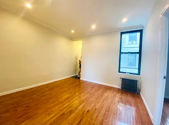 Rented by REAL New York | media 13