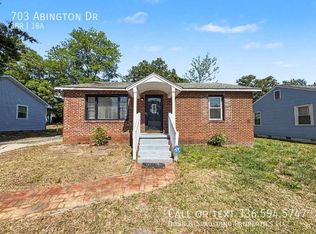 703 Abington Dr, Greensboro, NC 27401