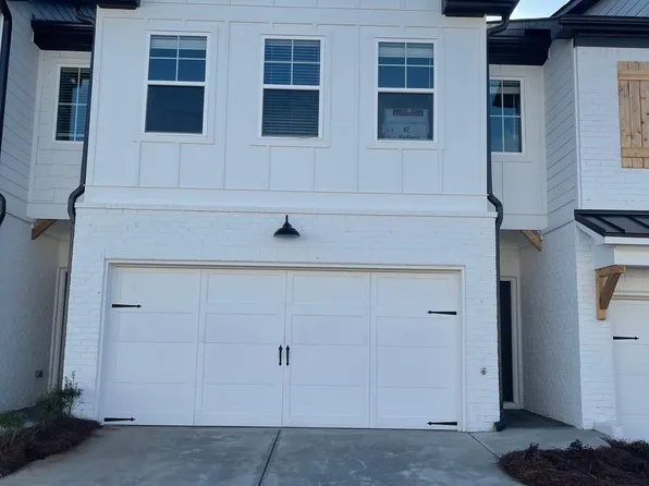 138 Cannon Trace Dr, Winder, GA 30680