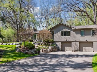 11608 Live Oak Dr, Minnetonka, MN 55305