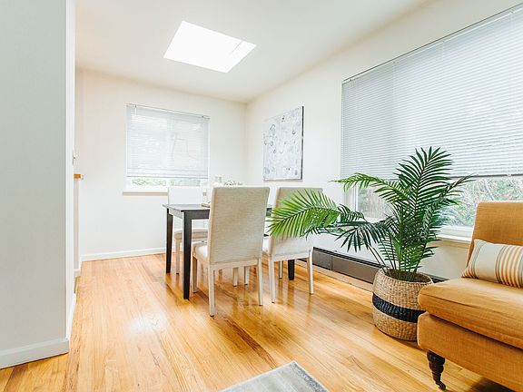 4th image of 318 Boylston Ave E APT 4