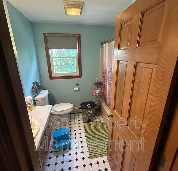 212 Tiffany St — Photo 15