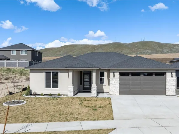 3848 Corvina St, Richland, WA 99352