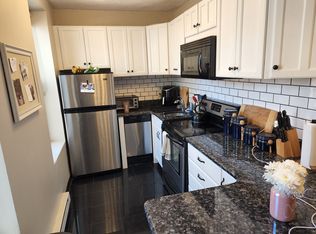 8 Battery St APT 9, Boston, MA 02109