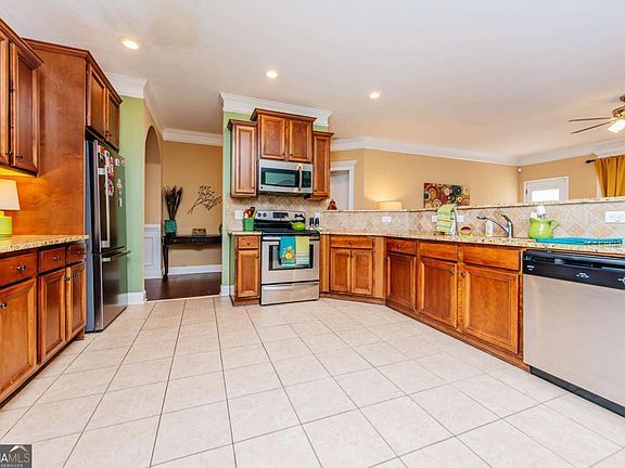 4th image of 103 Westchester Trl