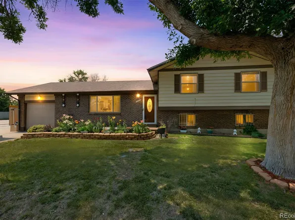 4725 Topeka Court, Denver, CO 80239