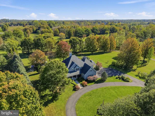 135 Holmes Mill Rd, Cream Ridge, NJ 08514