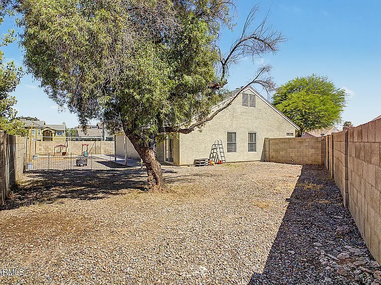 10008 W Kino Ln — Photo 21