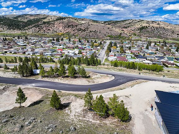 2nd image of Nhn Washoe Ct