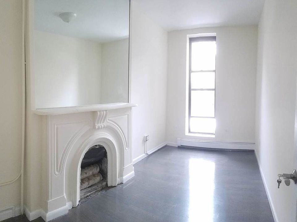 2nd image of 629 2nd Ave APT 2
