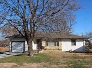 1909 Washington St, Concordia, KS 66901