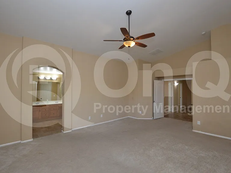 29979 N Maravilla Dr — Photo 19