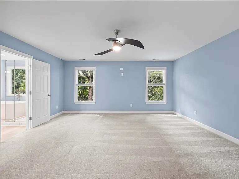 4616 Thendara Way — Photo 17