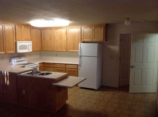 1427 Tully Rd APT 4, Modesto, CA 95350