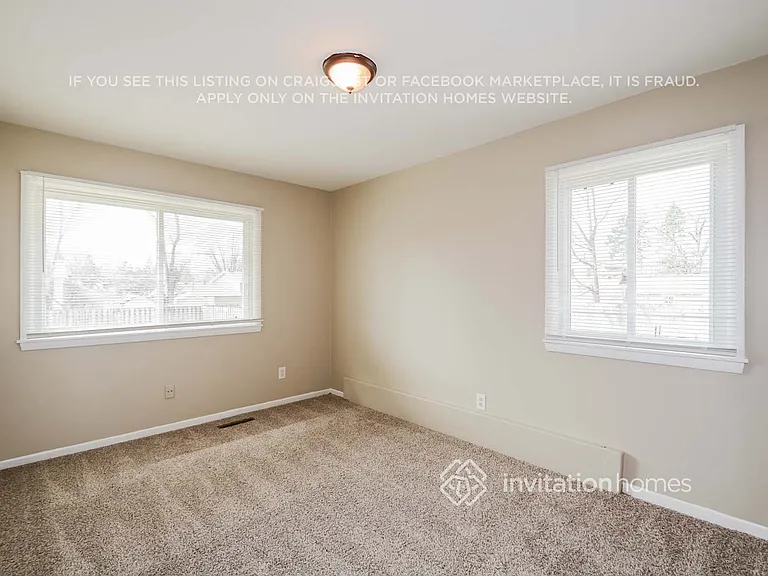 320 Garfield Ave — Photo 13