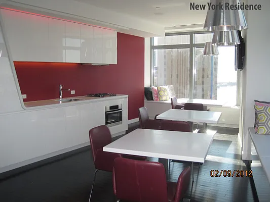 Rented by New York Residence | media 36