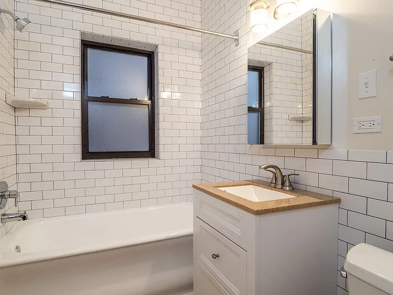 6759 N Sheridan Rd #1N — Photo 21