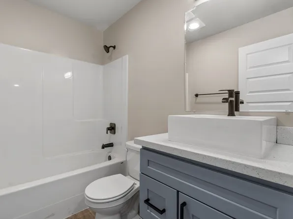 109 Oak St, Winlock, WA 98596