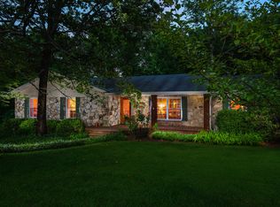 1702 Hollister Rd, Signal Mountain, TN 37377