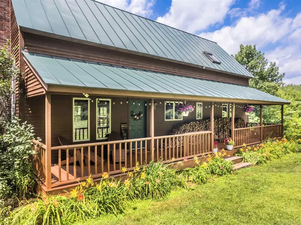 320 Thrall Road, Poultney, VT 05764