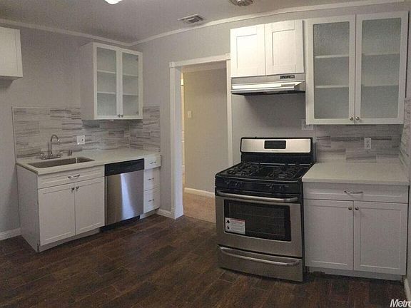 2nd image of 3366 Horseshoe Dr