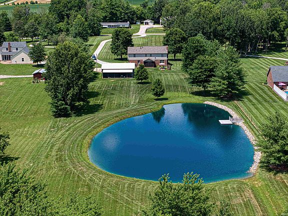 2nd image of 10899 Beck Rd