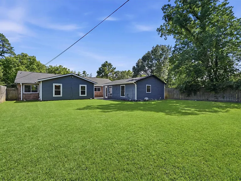 1727 Beckman Dr — Photo 23