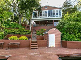 26470 212th Ave, Delhi, IA 52223