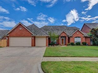 4024 Gloucester Ln, Norman, OK 73072