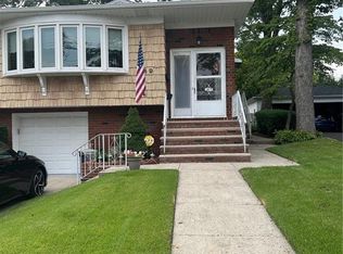 149 Hillcrest St, Staten Island, NY 10308
