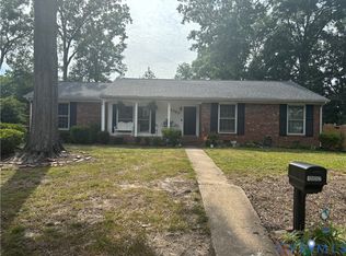 1532 Warminster Dr, Midlothian, VA 23113