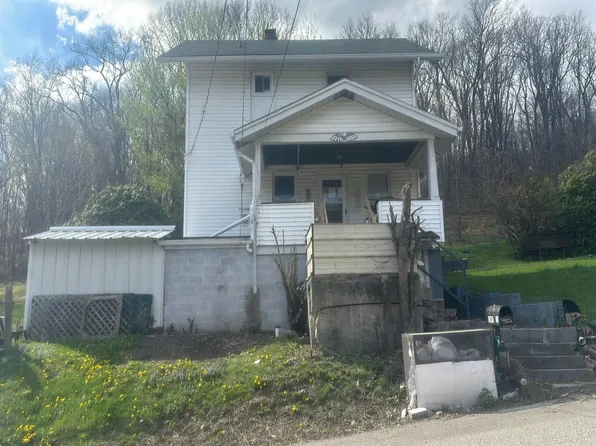 157 Martin Farm Rd, Dunbar, PA 15431