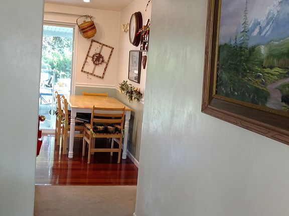 Front room into dinning area