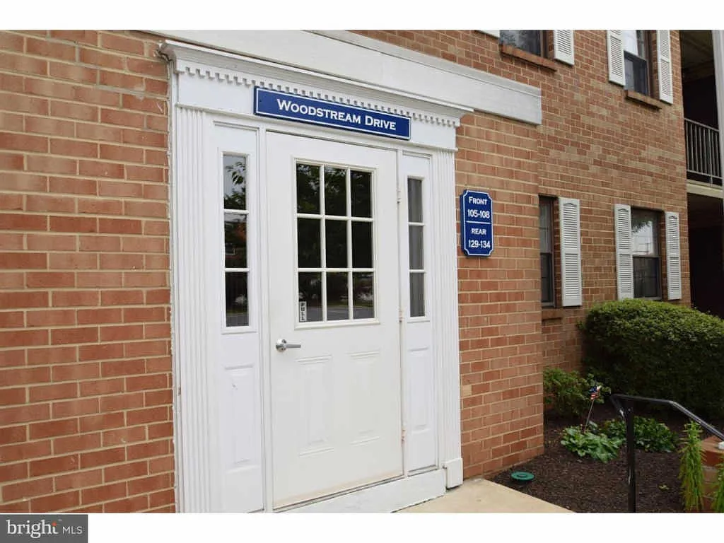 107 Woodstream Dr Building 4 photo 1