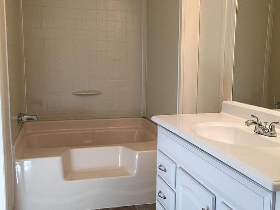 3rd image of 267 Birchwood Park