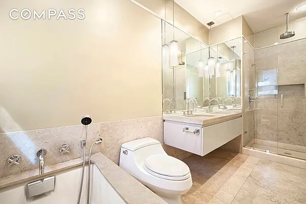 Rented by Compass | media 22