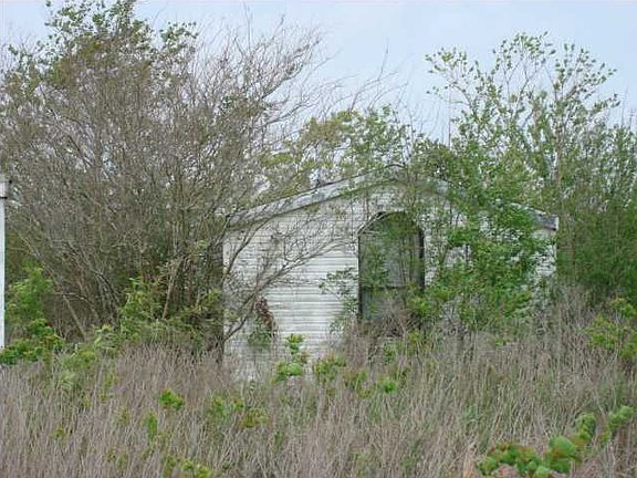 3rd image of 2228 Vera Rd