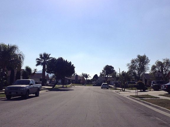 4th image of 9963 Lime Ave