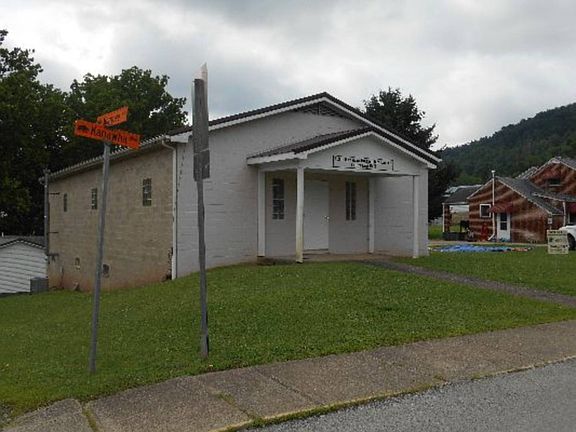 3rd image of 48 Kanawha Ave