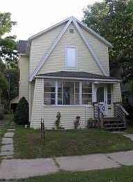 1st image of 415 Hoover St NE