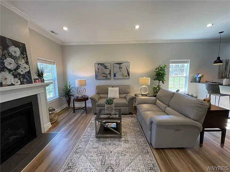 5281 Chestnut Rdg — Photo 6