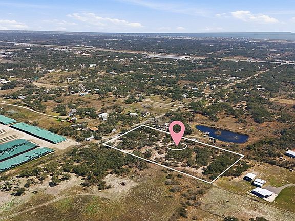 5th image of 2539 Jocelyn Rd