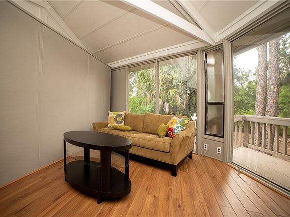 5th image of 2907 Marion Way #2907