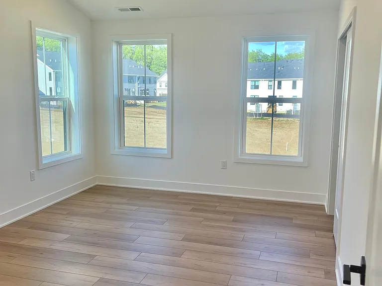 7 Colt Ln — Photo 8