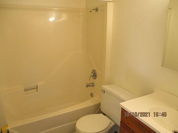 4th image of 3007 Kentwood St #A